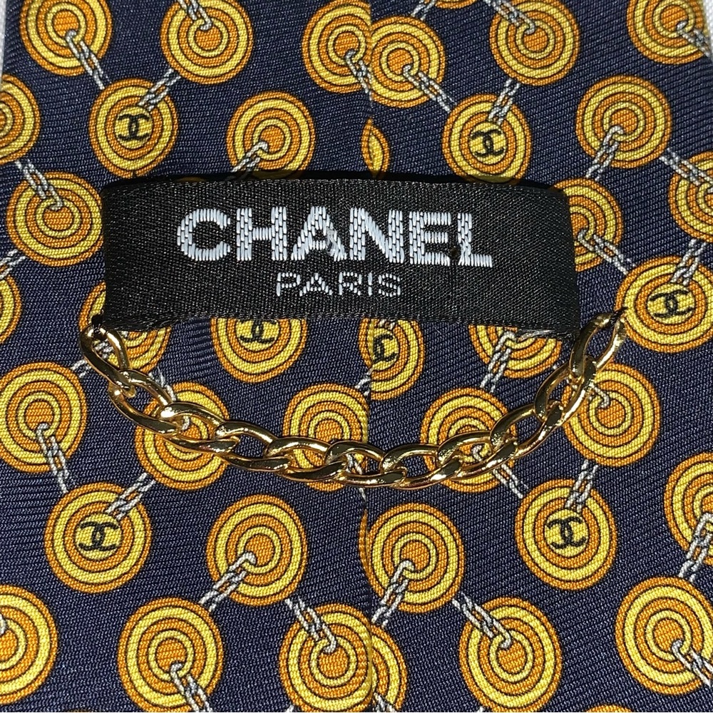 CHANEL navy/golden yellow SILK necktie CRAVAT CC logo CUFFLINK graphic - Picture 10 of 11